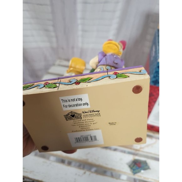 Jim shore mistletoe moment Donald Daisy duck figurine‎ enesco - Picture 9 of 9